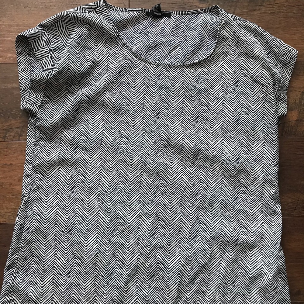 Navy and white top